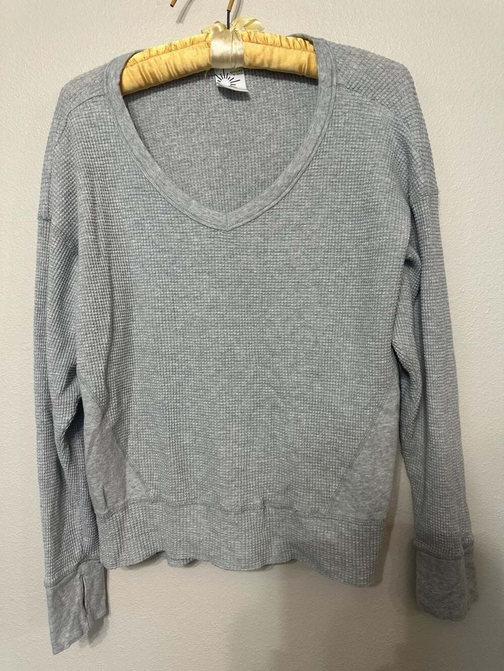 OFFLINE by Aerie Grey Waffle Knit Long Sleeve V-Neck Top